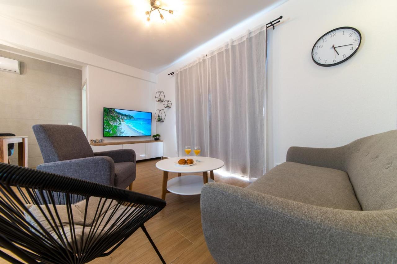 Apartment Mare Krvavica Buitenkant foto